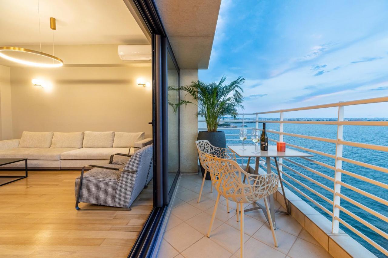 Iconic Salonica Suite Seafront Zewnętrze zdjęcie